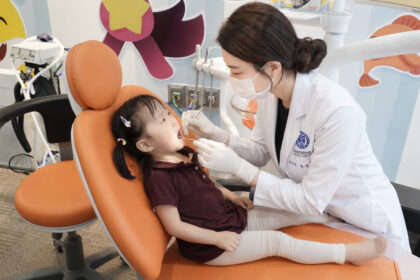 하남미사소아치과 365플러스치과 어린이 진료 장면